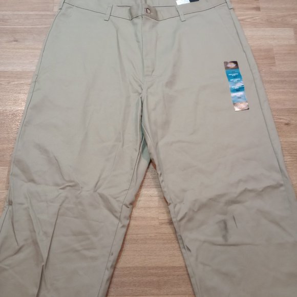 NWT Dickies Pants Mens Sz 38x34 Relaxed Fit Straight Leg High Rise Work Tan DMG* - Picture 2 of 12